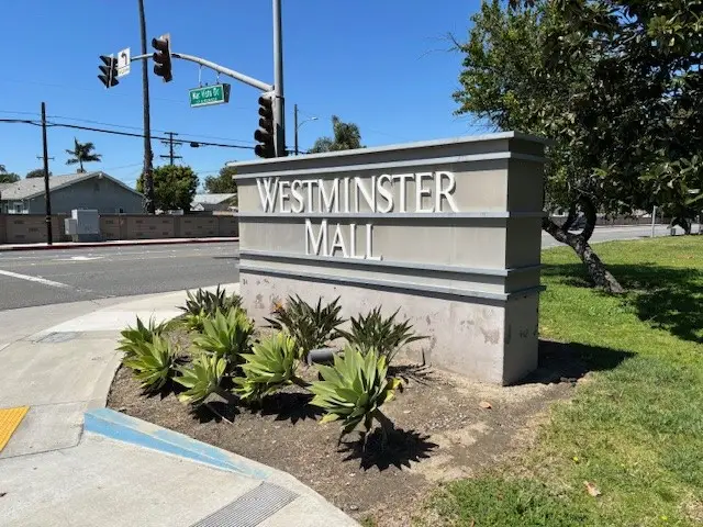 Westminster Mall